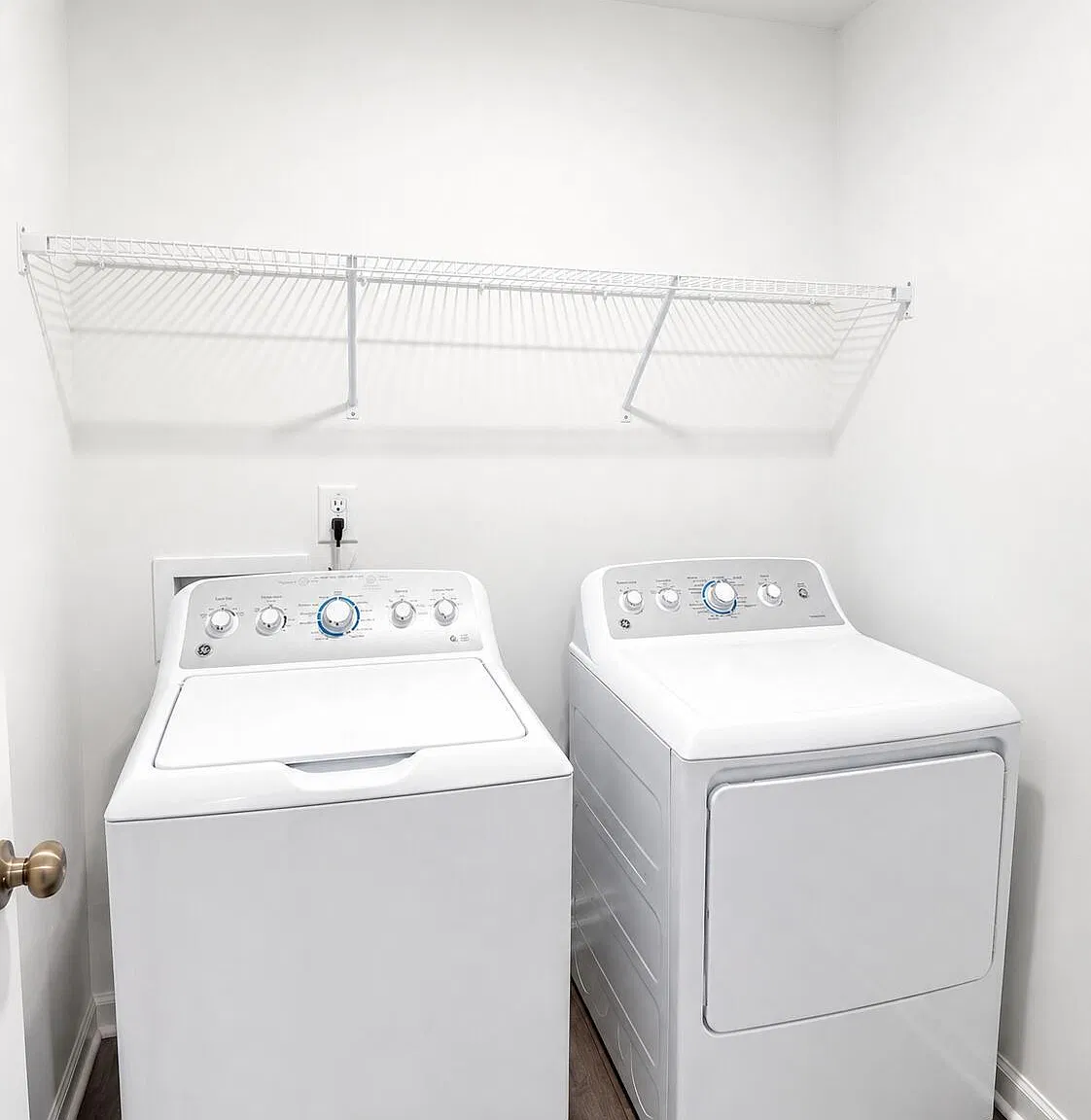 3 bed, 2.5 bath, $1,945 — Photo 4