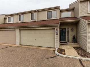 682 Highgate Mews #1, Rochester Hills, MI 48307
