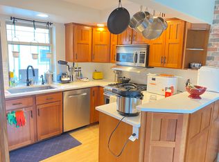 4423 Phinney Ave N APT A, Seattle, WA 98103