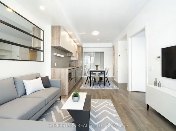 5 Buttermill Ave, Vaughan, ON
