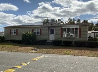 39 Warfield Dr, Westfield, MA 01085