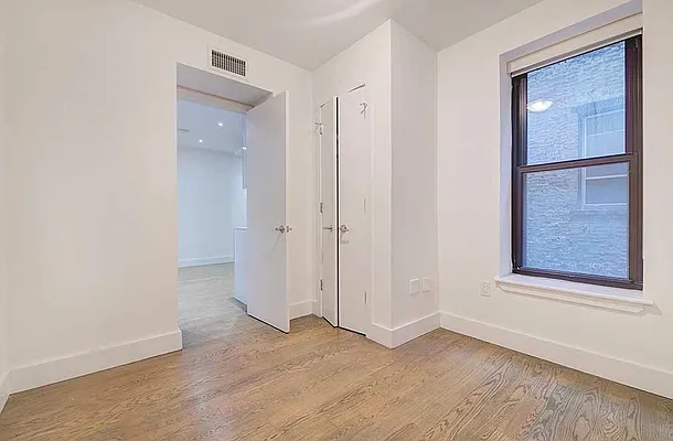 Rented by REAL New York | media 10