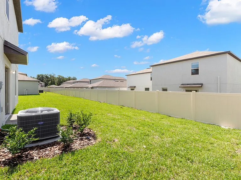 10217 Summer Kiss Ave — Photo 24