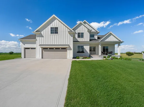 50311 Prairie Point Ct, Ames, IA 50014