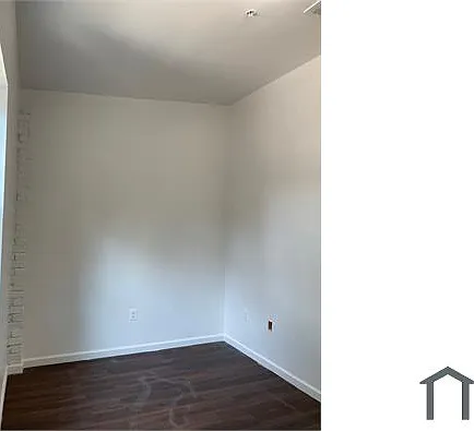 3 bed, 3000 sqft, $2,823 — Photo 4