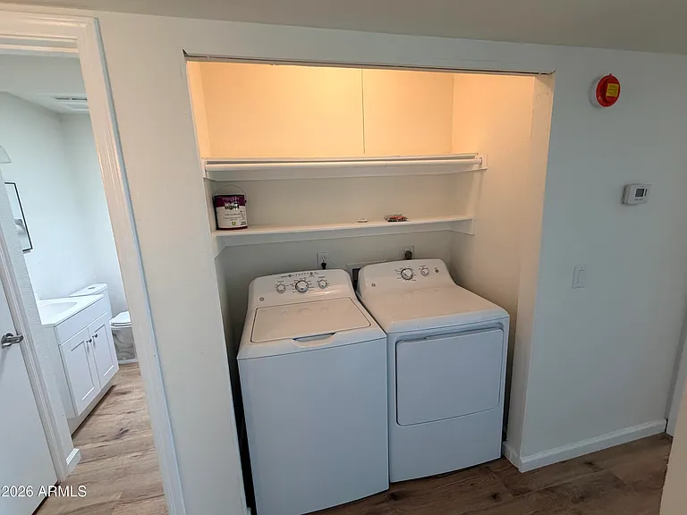 6038 S Alameda Rd #2 — Photo 13