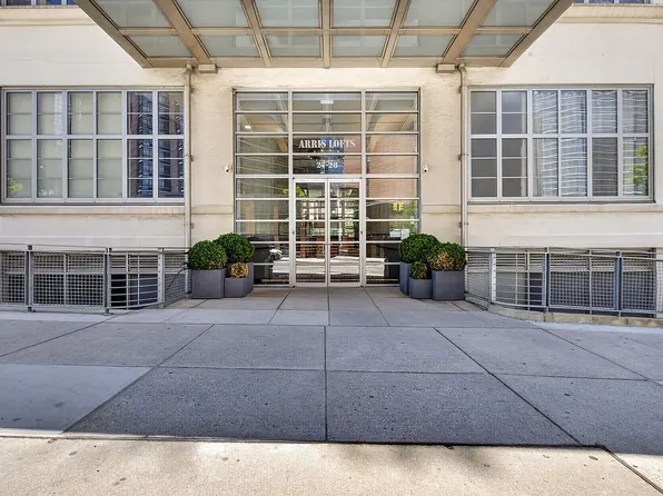 27-28 Thompson Ave Unit 250, Long Island City, NY 11101
