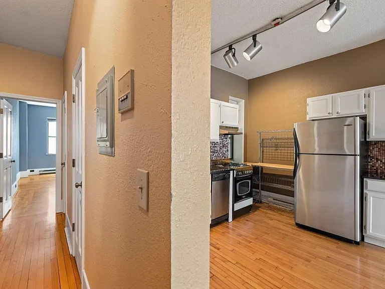 609 S 9th St #8 — Photo 9