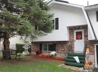 85 Greystone Rd, Waterbury, CT 06704