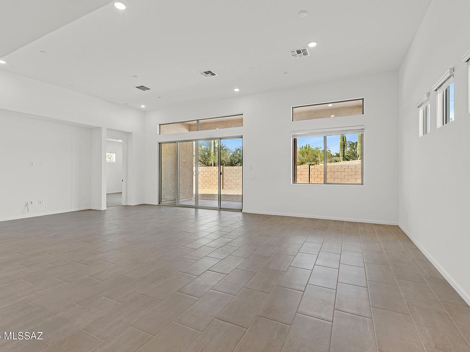 1st image of 14733 N Blue Juniper Ln