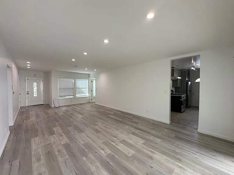 7118 Sunnybrae Ave — Photo 2