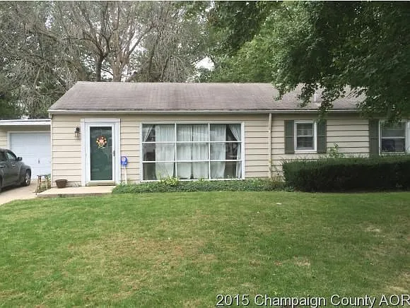 1503 Cambridge Dr photo 1