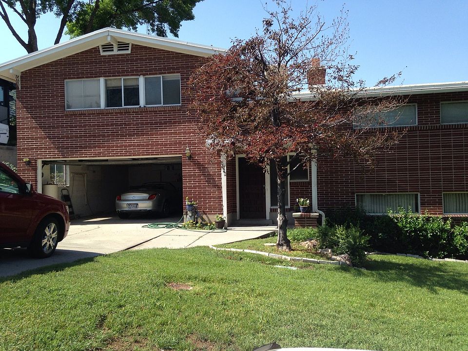 1st image of 3248 E Oakcliff Dr