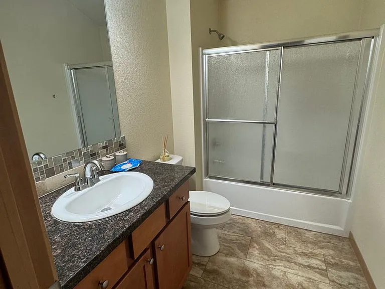 23215 NE Halsey St — Photo 7