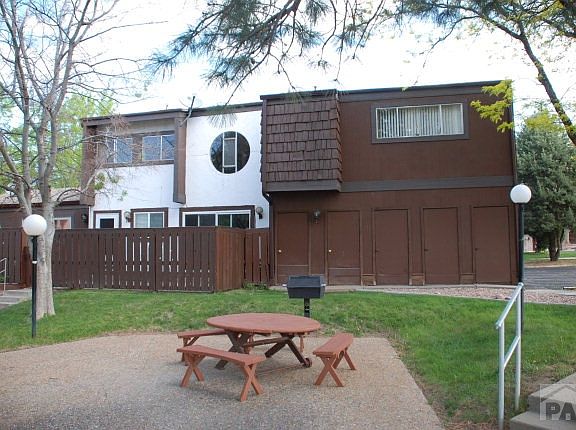 2nd image of 112 Scotland Rd APT F