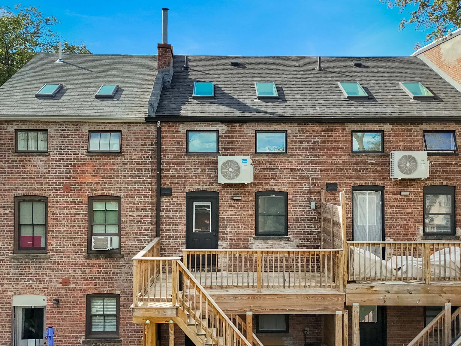 2 bed, 1670 sqft, $2,575 — Photo 3