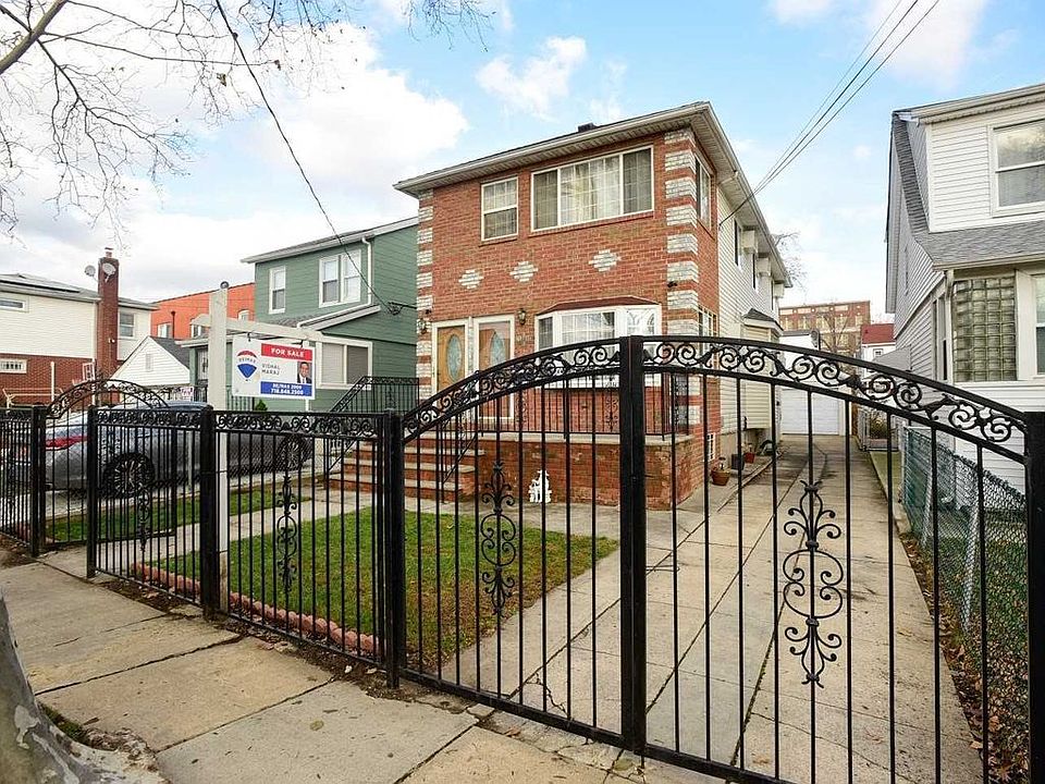 1st image of 10915 124th St