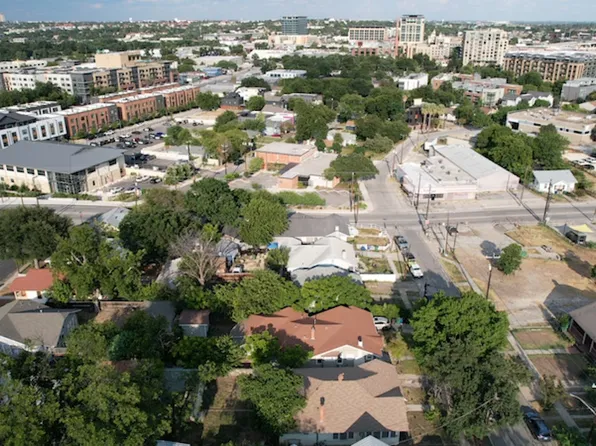 629 E PARK AVE, San Antonio, TX 78212