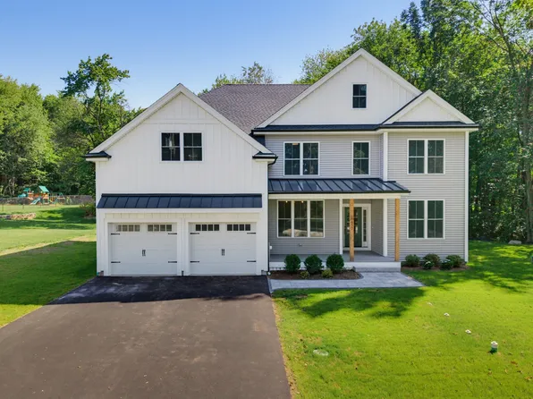 457 Walnut St, Shrewsbury, MA 01545