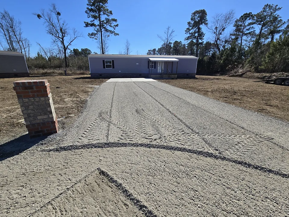 4894 Highway 319