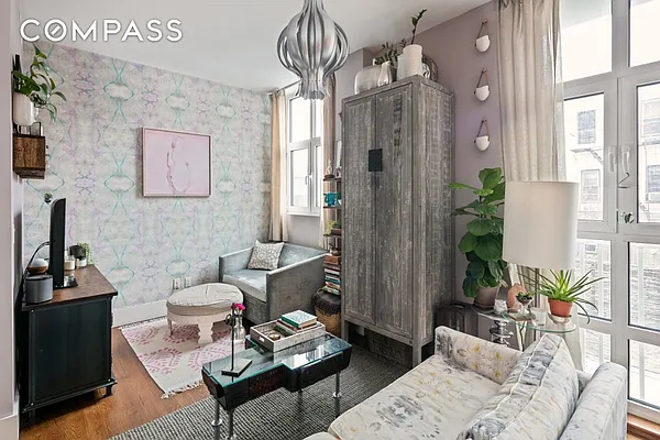 Rented by Compass | media 11