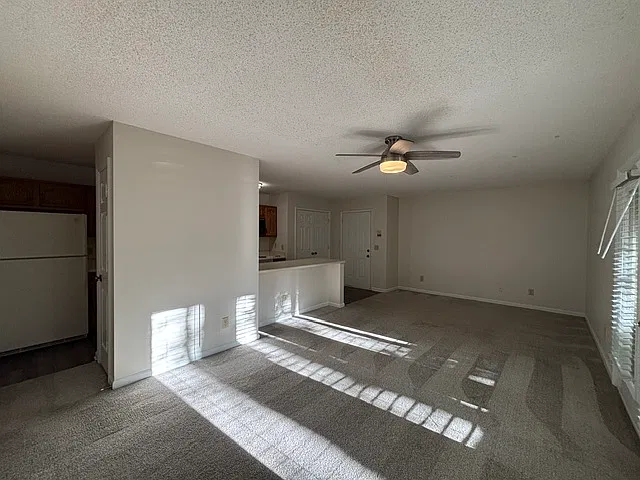 2 bed, 925 sqft, $1,250 — Photo 2