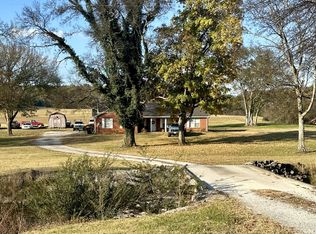 106 Louse Creek Rd, Mulberry, TN 37359