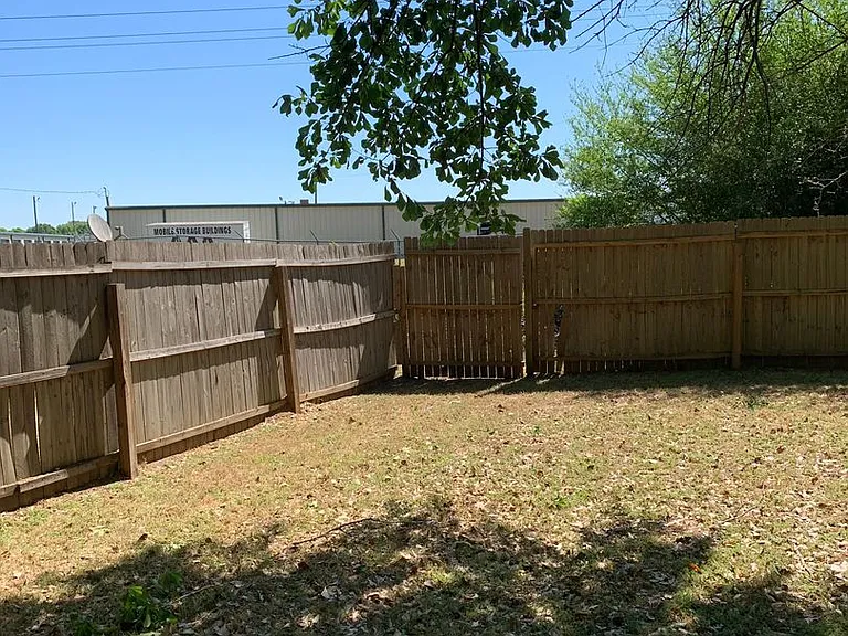 152 Woodmere Dr — Photo 10
