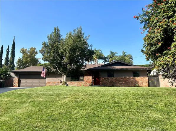 22940 Arliss Dr, Grand Terrace, CA 92313