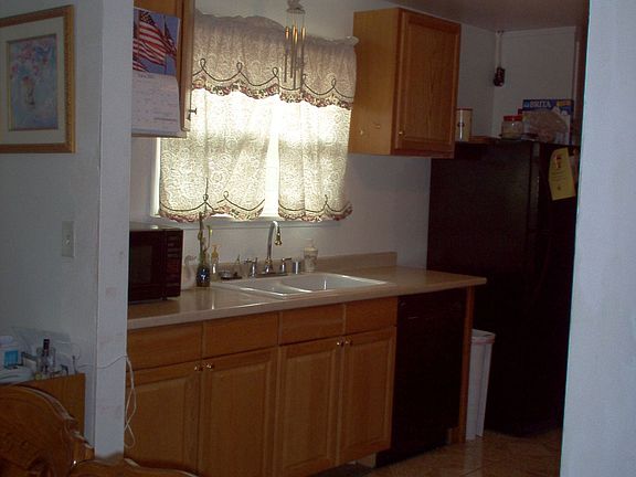 Kitchen ( new floor)