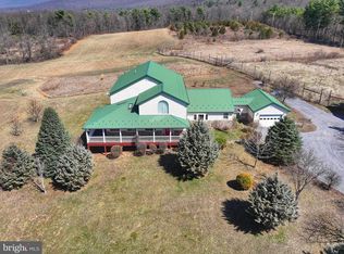 318 Tannery Rd, Breezewood, PA 15533