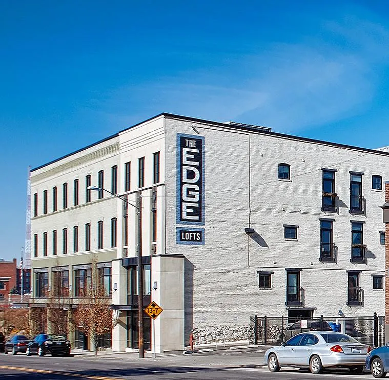 Building Photo - 103 E Sprague Ave #202