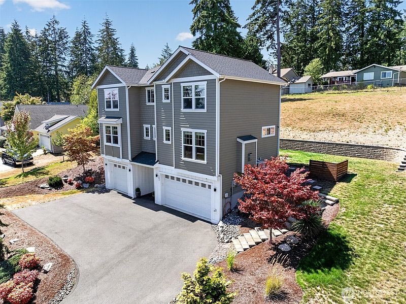 2nd image of 141 E Allynview Drive