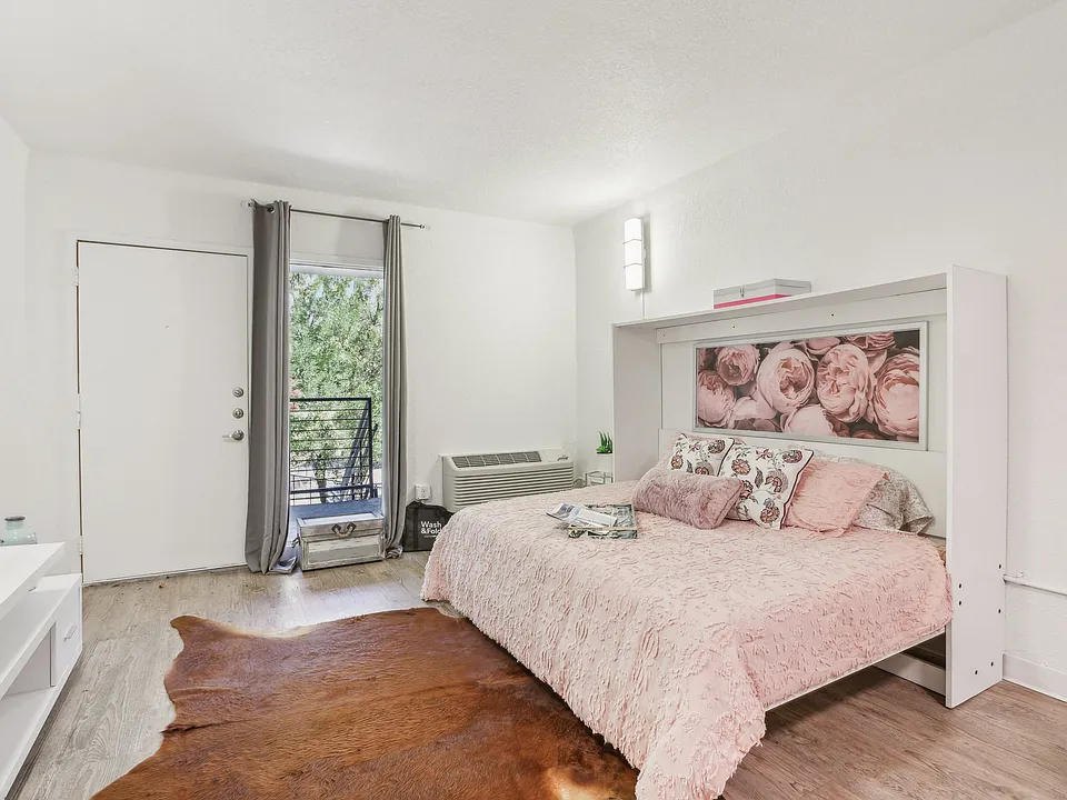 Centro Studio Homes