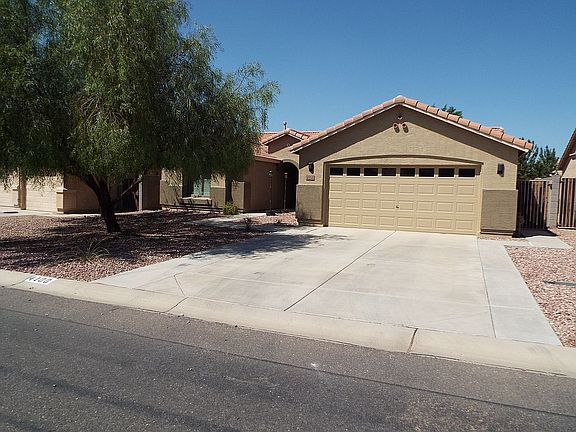 3rd image of 4100 E Brighton Way