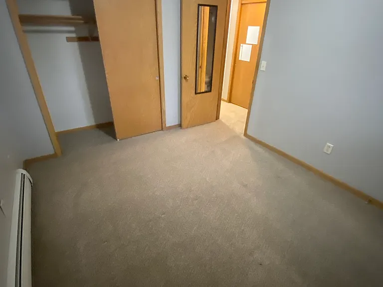 944 E St #4 — Photo 4