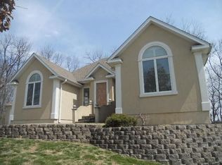 3356 S Saratoga Ave, Springfield, MO 65804