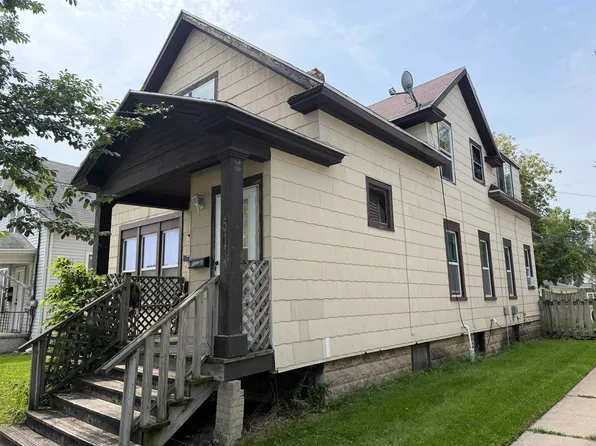 518 12th Ave, Green Bay, WI 54303