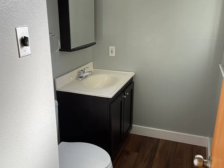 8813 SW 53rd Ave — Photo 10