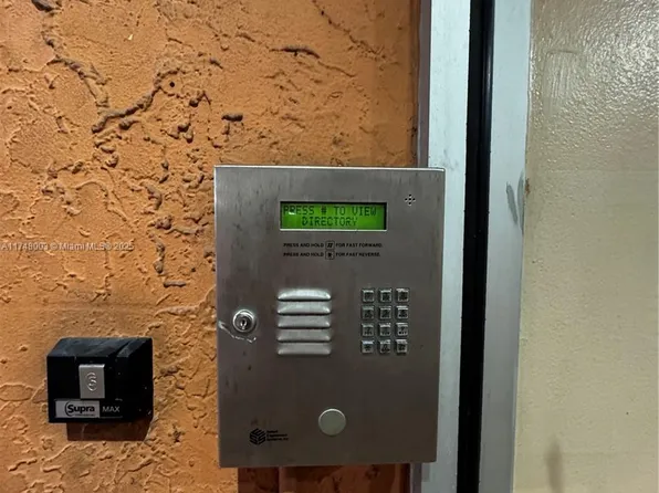 750 NW 43rd Ave APT 103, Miami, FL 33126