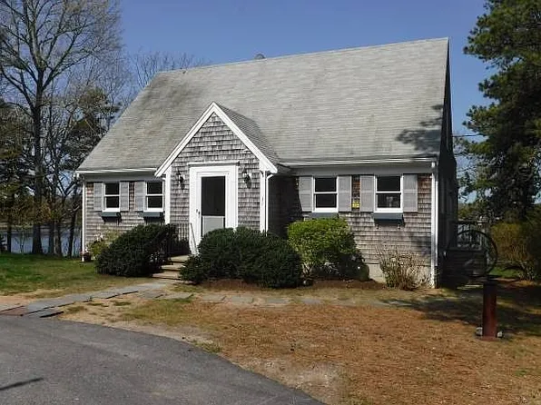 31 Albion Way, South Dennis, MA 02660
