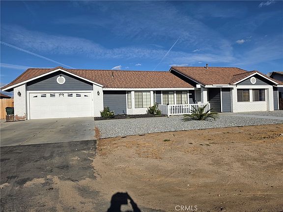 3rd image of 13502 Cuyamaca Rd
