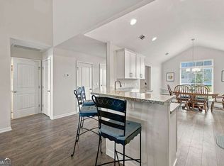 255 Chestnut Dr, Brunswick, GA 31523