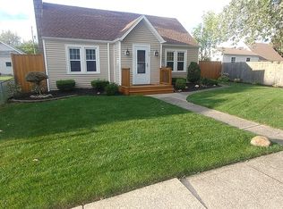 78 Cloverdale Rd, Cheektowaga, NY 14225