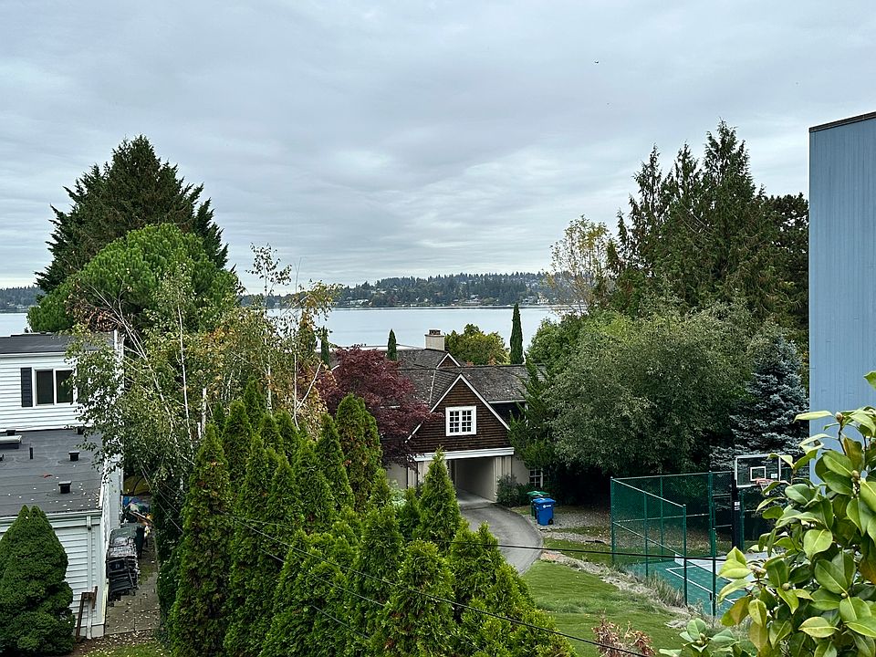 Lake views from rooftop deck!
