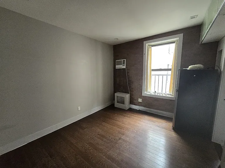 1270 Ocean Ave #4J — Photo 4
