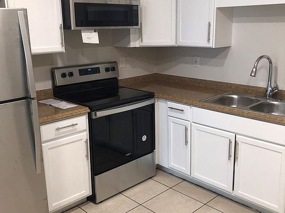 5th image of 4291 NW 19th Ct APT 2