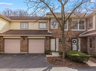 325 W Ivy Ln #3C, Arlington Heights, IL