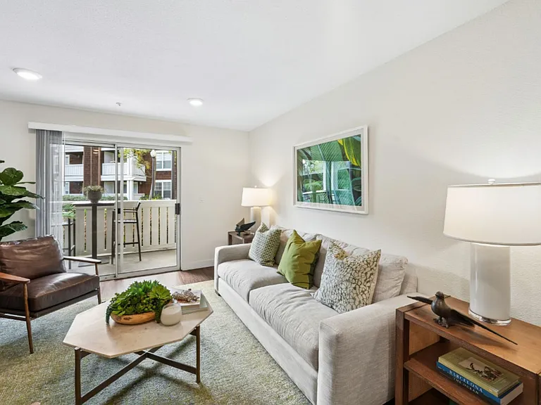 Pescadero Apartments — Photo 20