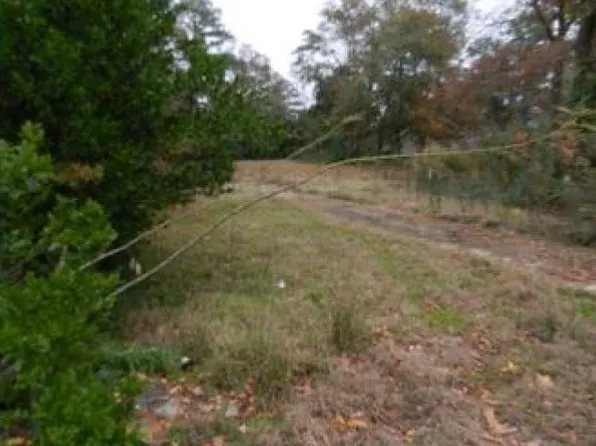 7432 Fairmont Rd, Columbia, SC 29209